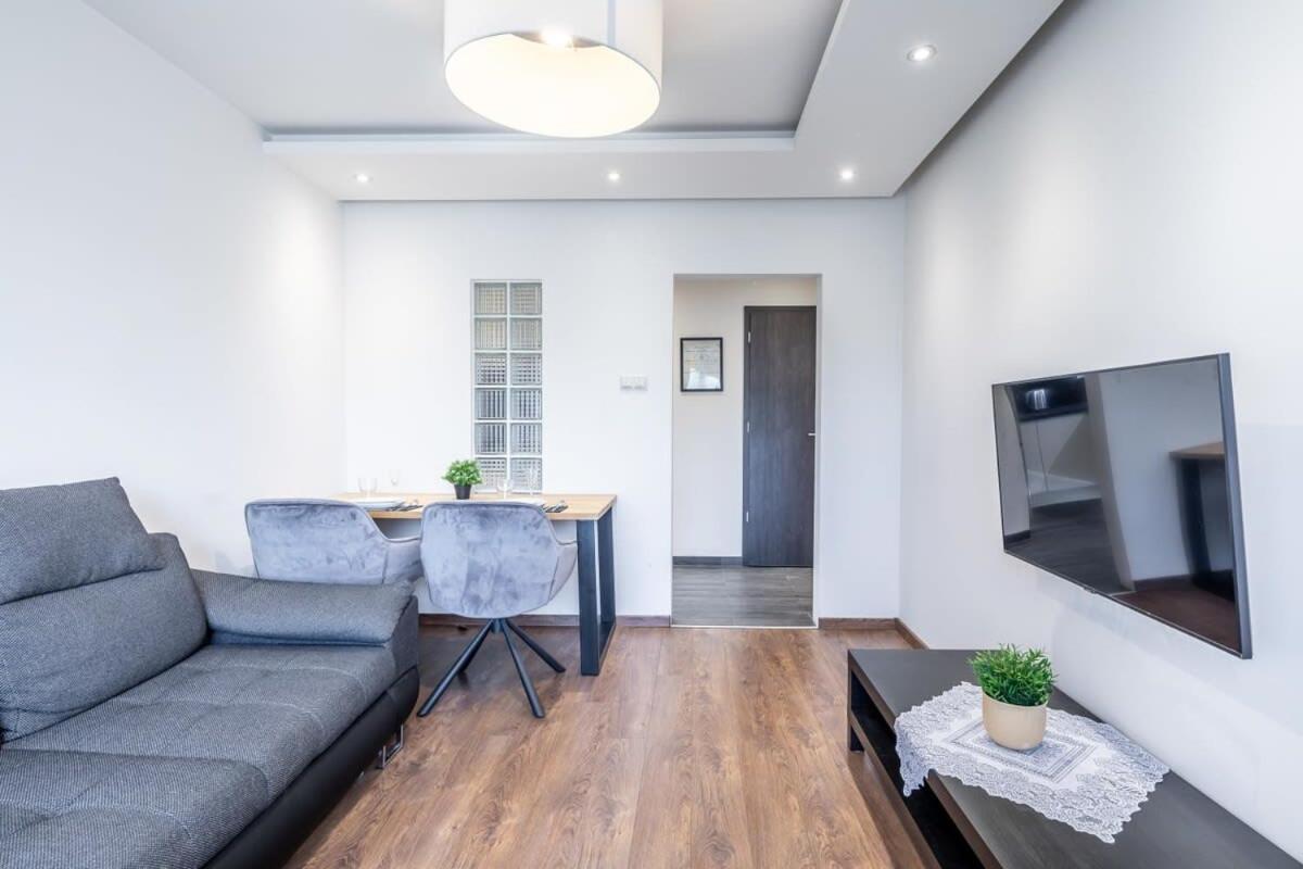 Cozy Quiet Apartment With A Balcony Budapest Exterior photo