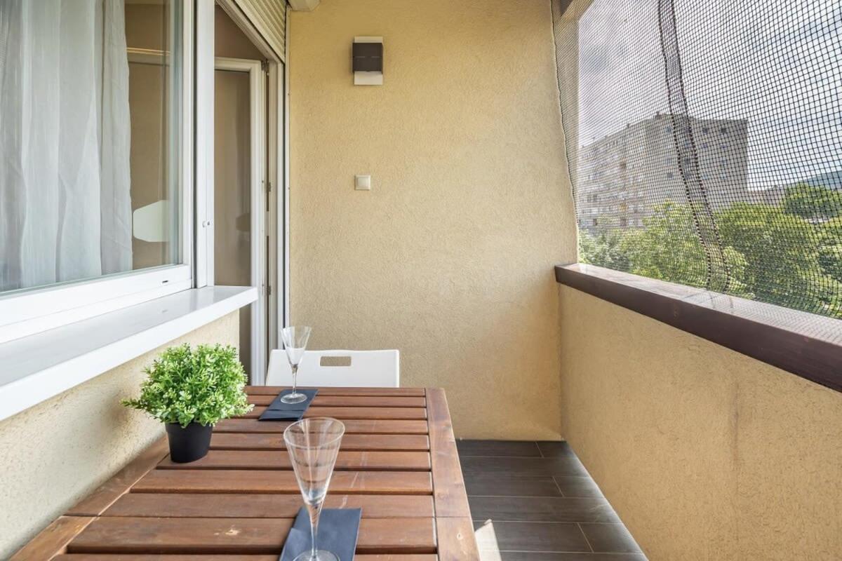 Cozy Quiet Apartment With A Balcony Budapest Exterior photo